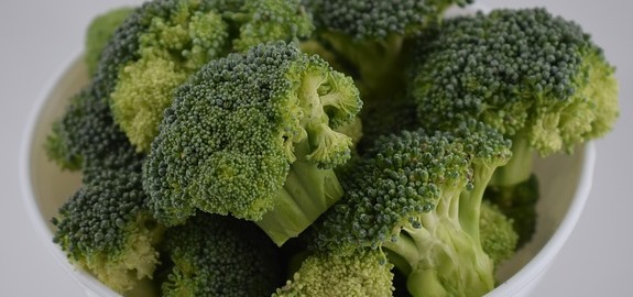 Broccoli contains Vitamin K